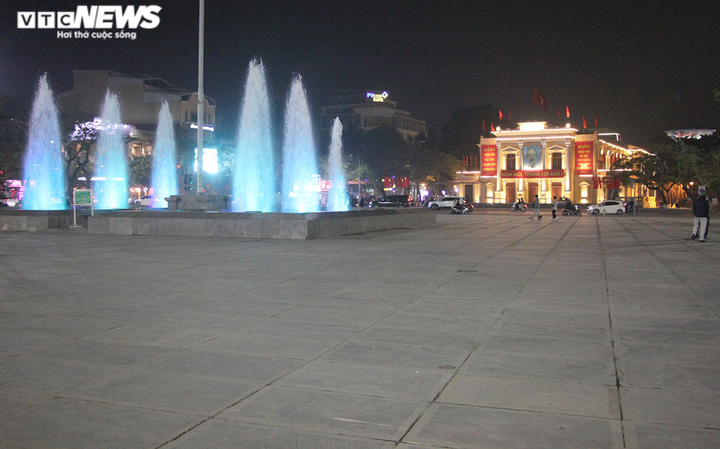 Trực tiếp: Lễ đón năm mới 2022 trên cả nước - 26