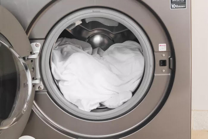 10 mẹo giữ quần áo trắng luôn sáng tinh khôi như mới - 2