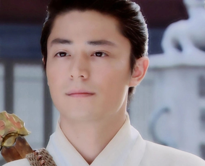 Những sao Hoa ngữ 'siêu chảnh' quyết không trang điểm khi đóng phim - 4