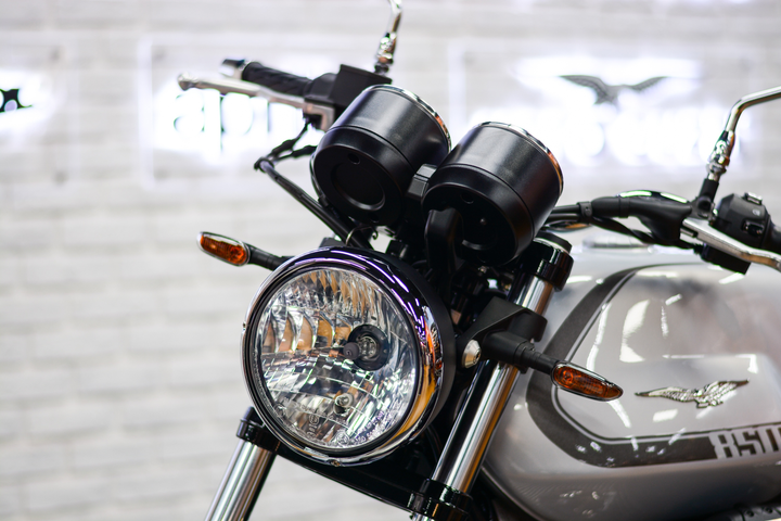 Moto Guzzi V7 bán chính hãng tại Việt Nam có gì đặc biệt? - 5