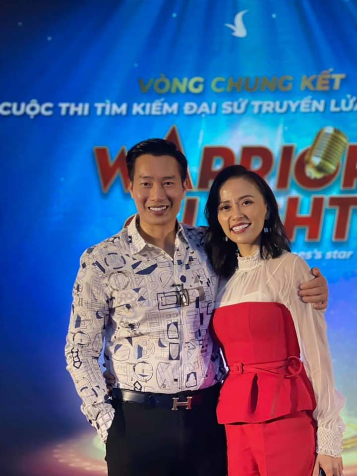 Hôn nhân viên mãn của MC Hoa Thanh Tùng - 2