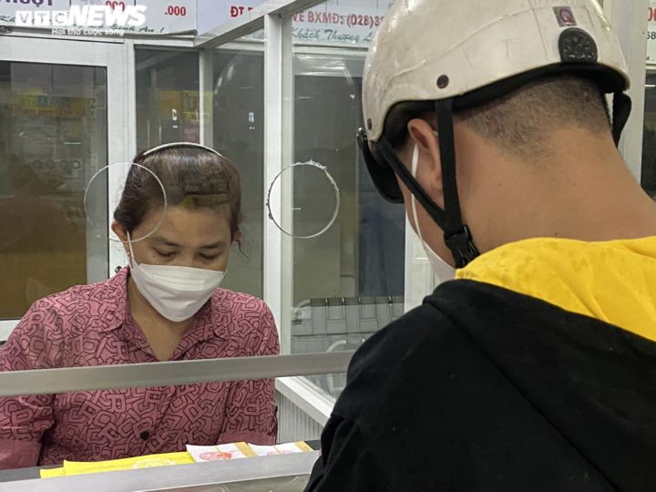 Ảnh: Cửa ngõ TP.HCM thông thoáng sau kỳ nghỉ lễ - 7