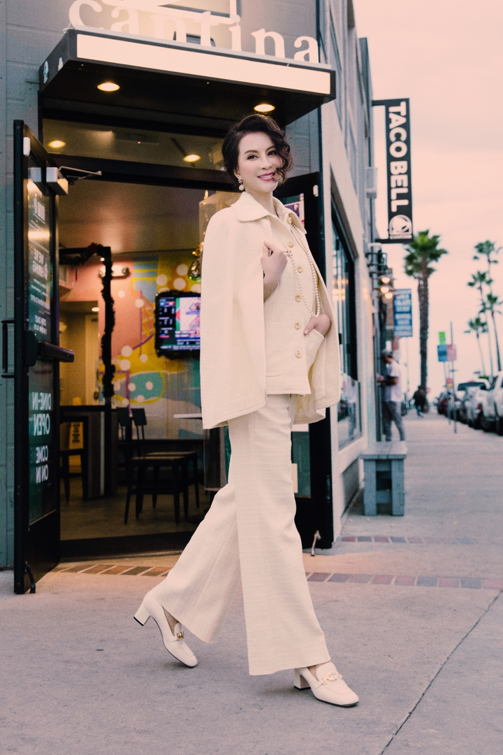 MC Thanh Mai khoe nhan sắc kiều diễm tuổi 48 trên đất Mỹ - 6