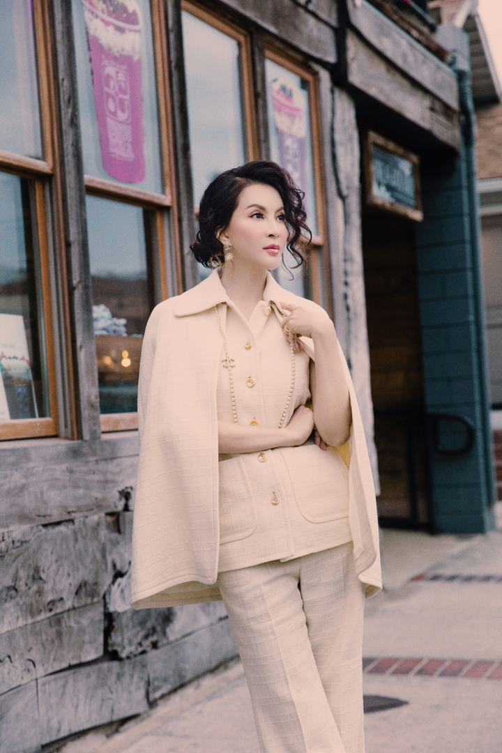 MC Thanh Mai khoe nhan sắc kiều diễm tuổi 48 trên đất Mỹ - 5