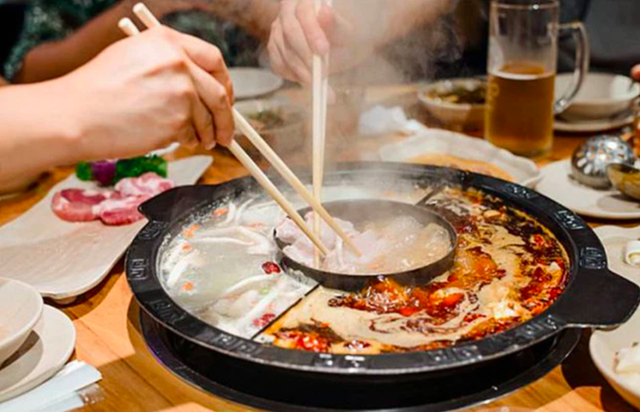 4 thói quen ‘nuôi lớn’ ung thư thực quản: Cách ăn uống sai gây hậu quả lớn nhất - 2