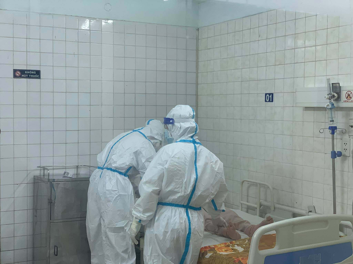 Dịch COVID-19 tại Hà Nội: Ca cộng đồng tăng, hơn 23.600 F0 đang điều trị tại nhà - 1