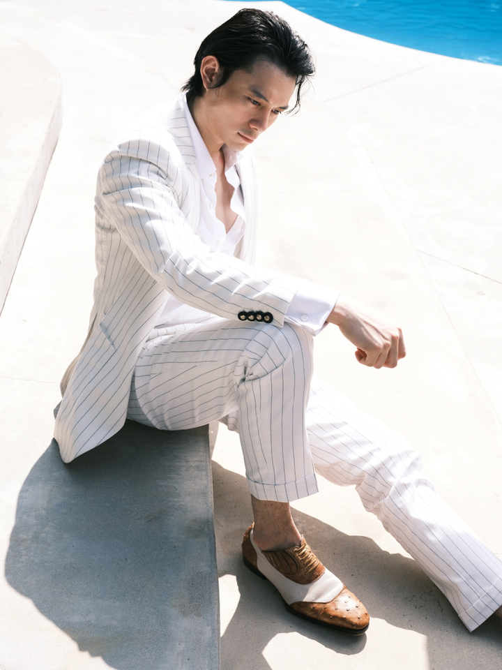 Tình trẻ của Trương Ngọc Ánh khoe cơ bụng 6 múi trong bộ ảnh mới - 9