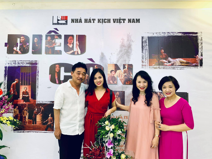 Cuộc sống độc thân vui vẻ của diễn viên Quốc Khánh ở tuổi 60 - 12