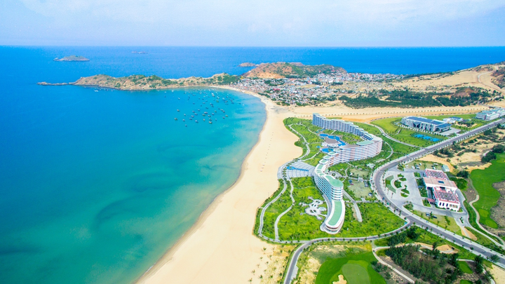 Lợi thế vị trí khan hiếm của Homeliday Eo Gió - 3