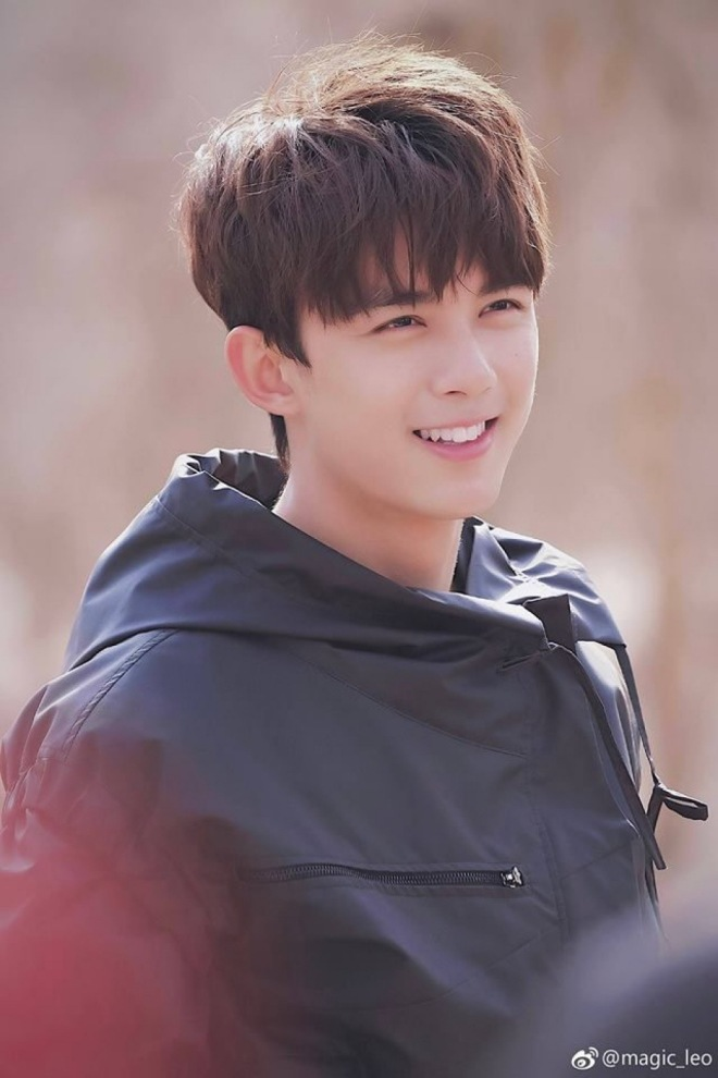 Na Tra đẹp trai nhất màn ảnh trở thành soái ca cao 1m82, cơ bụng 6 múi