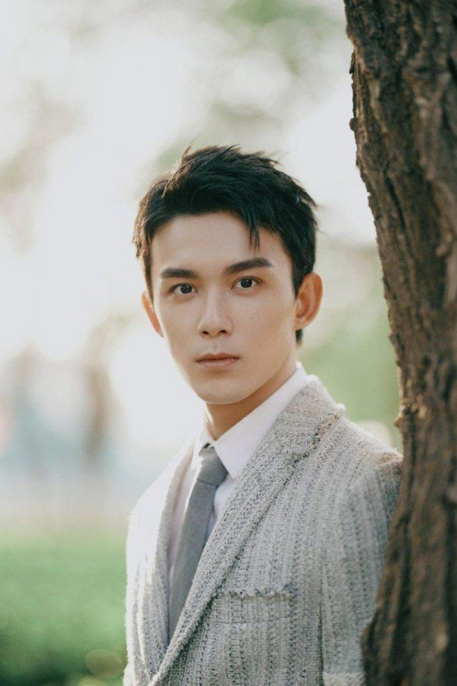 Na Tra đẹp trai nhất màn ảnh trở thành soái ca cao 1m82, cơ bụng 6 múi