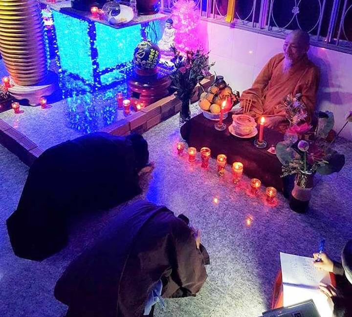 'Thầy ông nội' Lê Tùng Vân ở Tịnh thất Bồng Lai bị điều tra tội loạn luân - 1