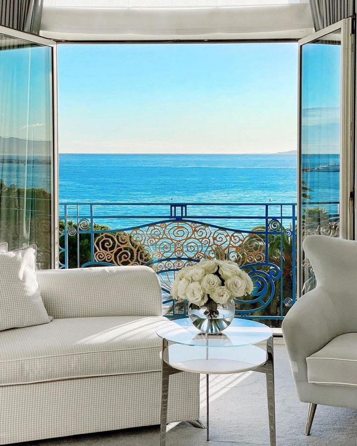 Những phòng khách sạn siêu xa xỉ được 'thèm khát' nhất thế giới - 2