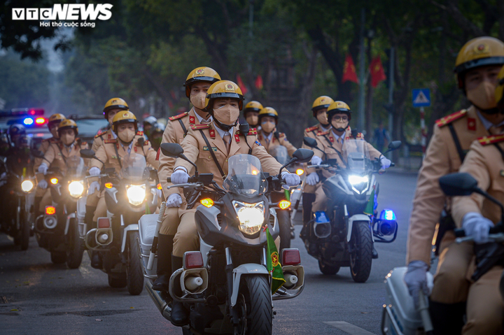 Không để người dân không được về quê ăn Tết vì thiếu phương tiện - 9