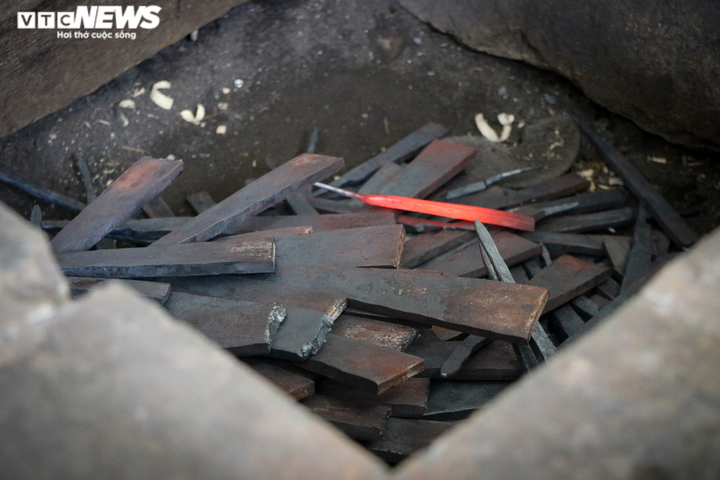 Ảnh: Giáp Tết, làng rèn Trung Lương ‘rực lửa’ xuyên đêm - 4