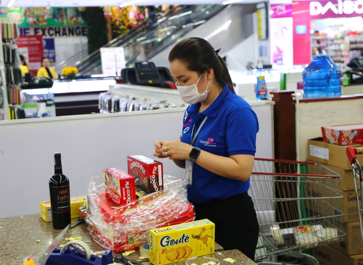 Co.opmart và Co.opXtra tung dịch vụ giao giỏ quà Tết độc đáo mùa dịch - 1