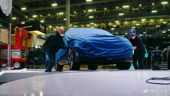 VinFast ra mắt 5 mẫu xe điện tại Triển lãm CES 2022 ở Las Vegas, Mỹ - 11