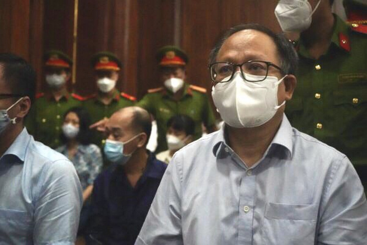 Luật sư nói ông Tất Thành Cang không có tội, VKS ngay lập tức chỉ ra mâu thuẫn - 1