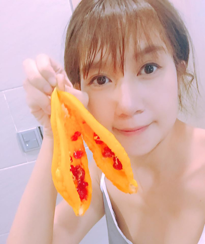 Đã quen ăn khổ qua xanh, bạn có biết hột quả này khi chín có vị ngọt và ngon? - 6