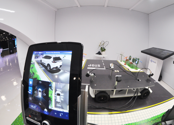 VinAI ra mắt sản phẩm trí tuệ nhân tạo tại Triển lãm Điện tử Tiêu dùng CES 2022 - 5