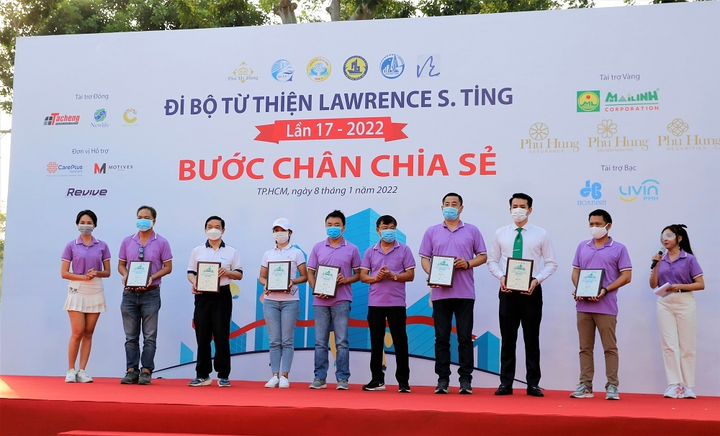 Phú Mỹ Hưng tổ chức đi bộ từ thiện: Thêm 3,4 tỷ đồng ủng hộ người nghèo - 3