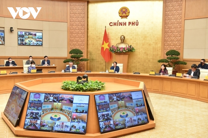 Phó Thủ tướng chủ trì cuộc họp giải quyết ùn tắc hàng hóa tại cửa khẩu - 1