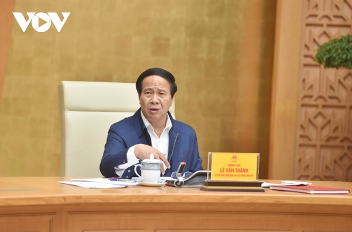 Phó Thủ tướng chủ trì cuộc họp giải quyết ùn tắc hàng hóa tại cửa khẩu - 2