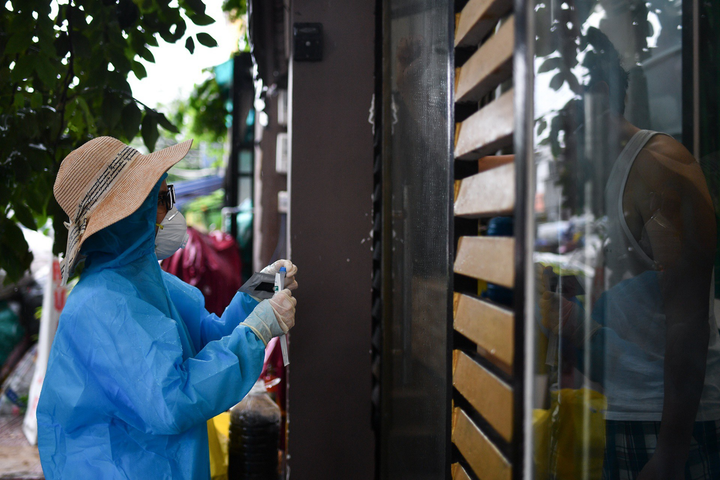 Về quê sớm để kịp cách ly trước Tết, nhiều người chấp nhận bị trừ lương - 5