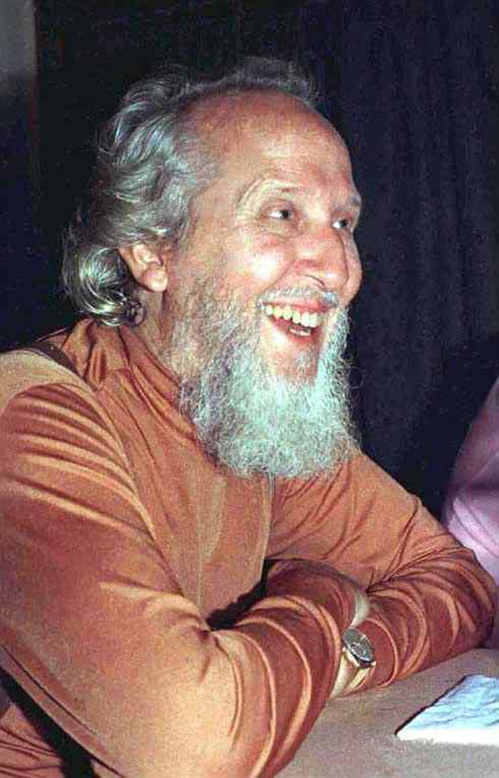 Cuộc sống địa ngục của bé gái lớn lên trong giáo phái tình dục quái dị - 1