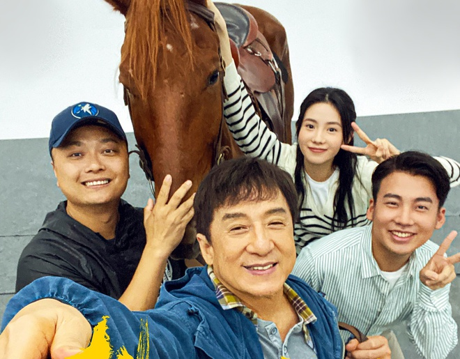 Sự phẫn nộ của Thành Long ảnh 2 Thành Long lên truyền hình phẫn nộ chỉ trích các sao trẻ - 2