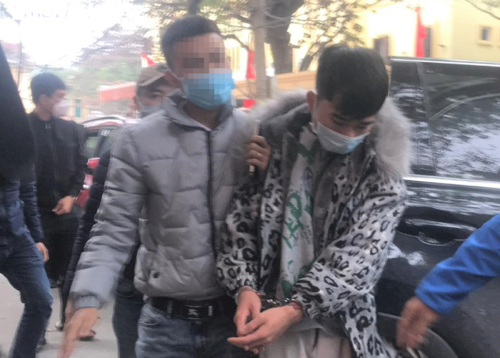 Nghi phạm nổ súng cướp ngân hàng ở Hải Phòng chôn tiền dưới gốc cây sau nhà - 1