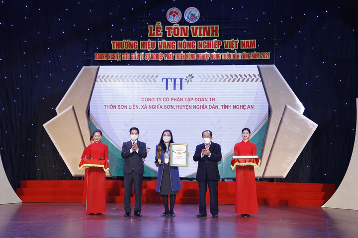 TH true TEA và TH true MILK đạt Thương hiệu Vàng Nông nghiệp Việt Nam - 1