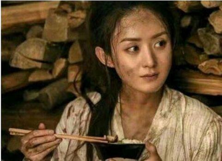 Loạt sao Hoa ngữ dù đóng ăn mày vẫn đẹp, khí chất ngời ngời - 4