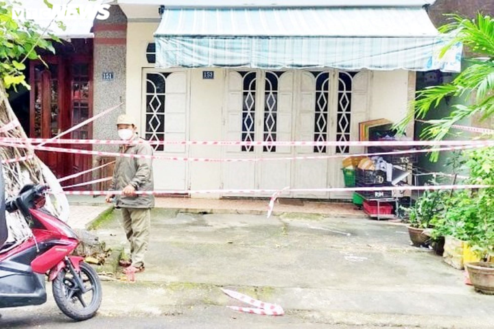 Đà Nẵng chỉ đạo tháo ngay rào sắt trước nhà người mắc COVID-19 đang cách ly - 1