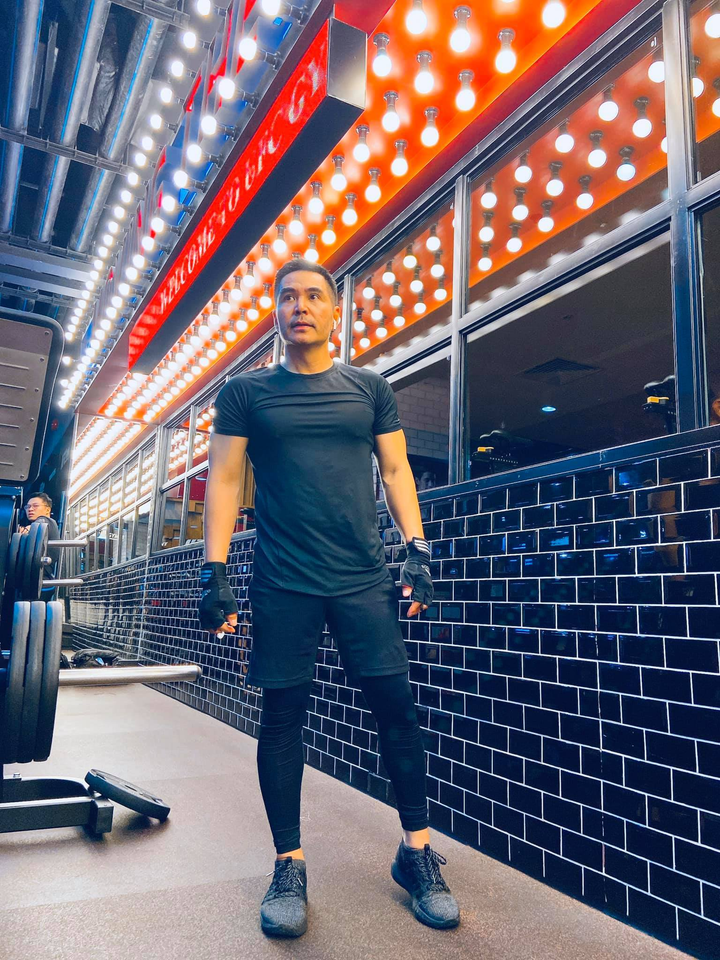 Diễn viên Trung Dũng U50 sống một mình bình yên bên chú mèo nhỏ - 13