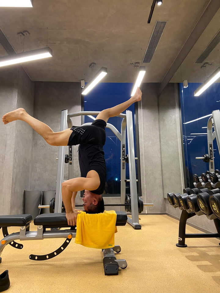 Diễn viên Trung Dũng U50 sống một mình bình yên bên chú mèo nhỏ - 12