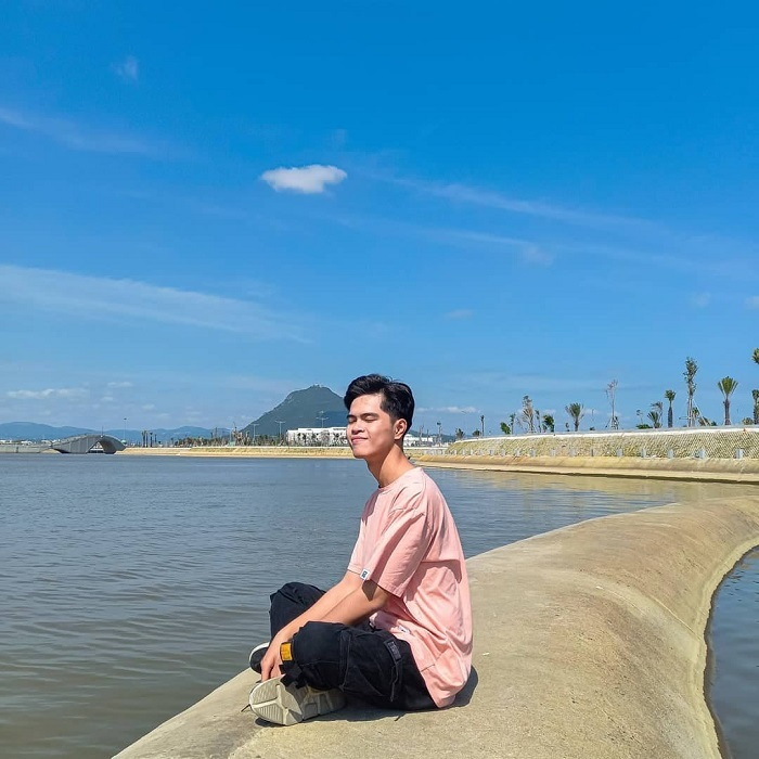 Vùng đất ‘hoa vàng cỏ xanh’ Phú Yên cũng có góc sống ảo chất như Tây ít ai biết - 14