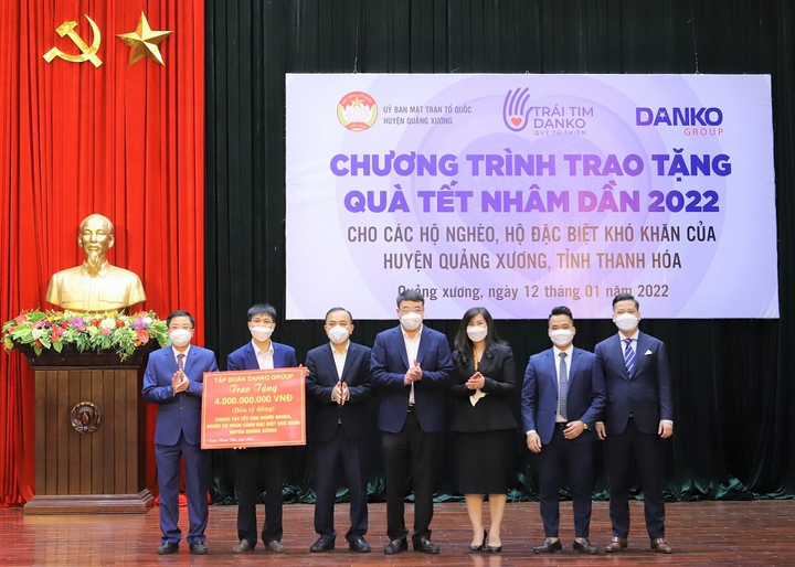 Danko Group trao tặng hơn 4 tỷ đồng quà Tết cho các hộ nghèo Thanh Hóa - 4