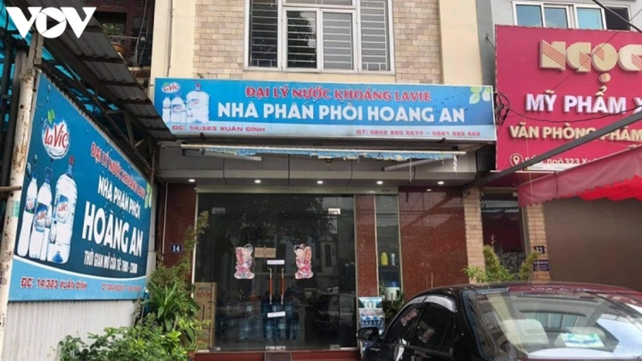 Vụ cháu bé 6 tuổi ở Hà Nội bị bố đánh tử vong: Dạy con theo kiểu tàn nhẫn - 2
