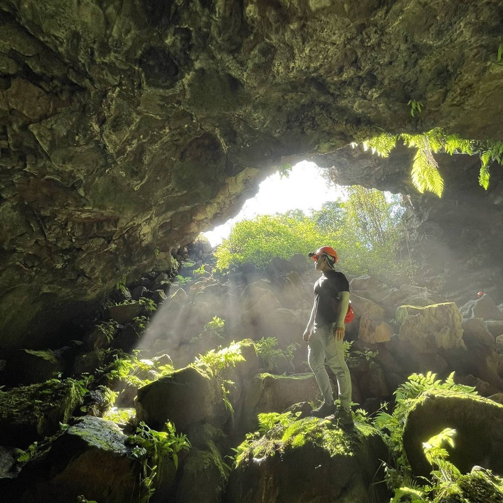 Cảnh đẹp hoang dại bên trong hang núi lửa dài nhất Đông Nam Á nằm tại Việt Nam - 4