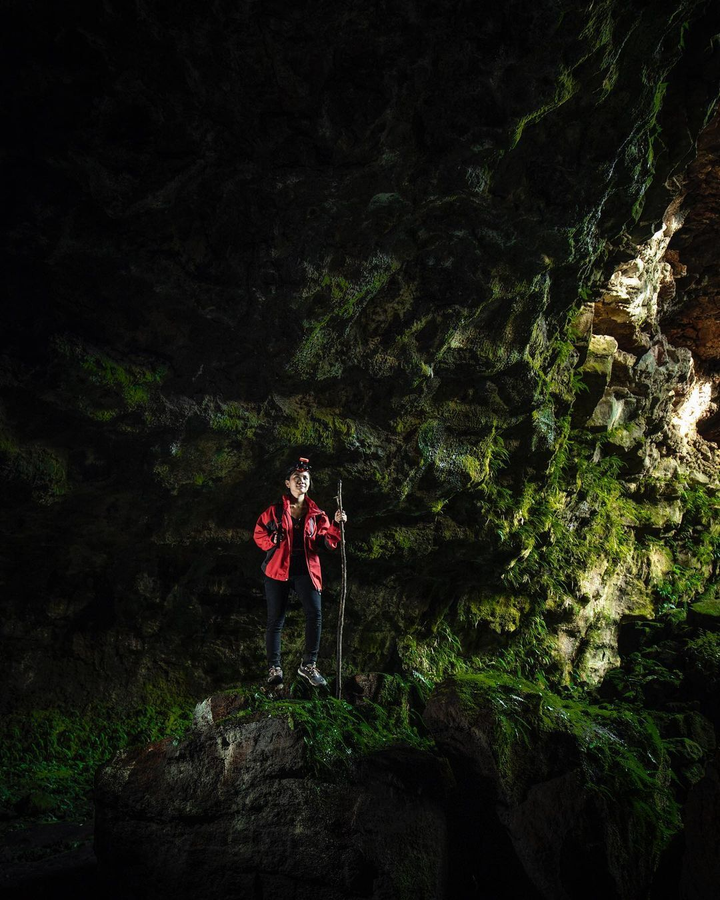 Cảnh đẹp hoang dại bên trong hang núi lửa dài nhất Đông Nam Á nằm tại Việt Nam - 6