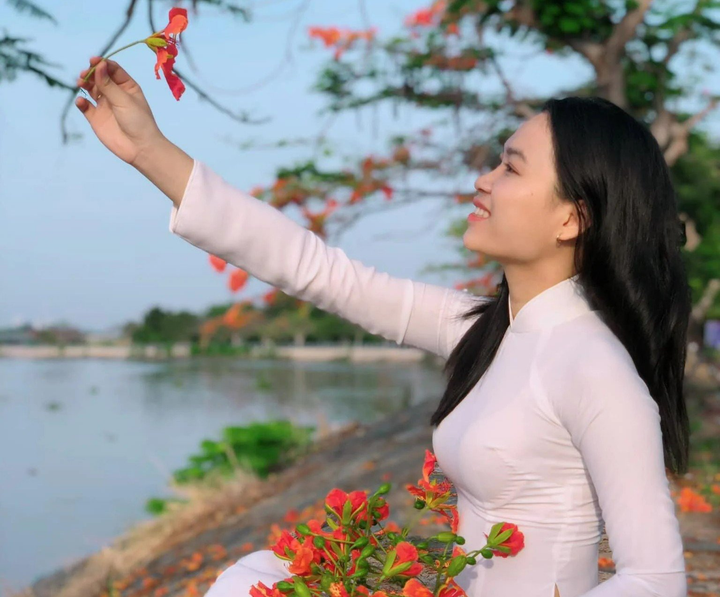 Cô giáo tập sự là thủ khoa tốt nghiệp đại học - 3