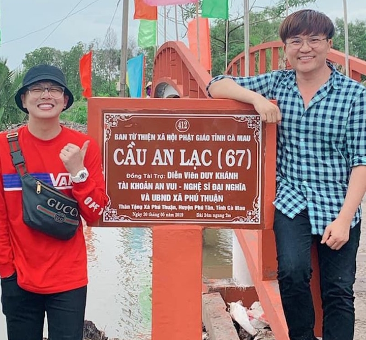 Cuộc sống độc thân, yêu thích làm từ thiện của MC Đại Nghĩa Vì sao MC Đại Nghĩa tuổi 44 vẫn chưa chịu lấy vợ? - 16