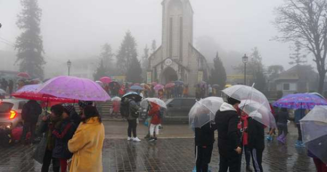 Thời tiết ngày 15/1: Miền Bắc mưa dông rải rác, đề phòng lốc sét và mưa đá - 1