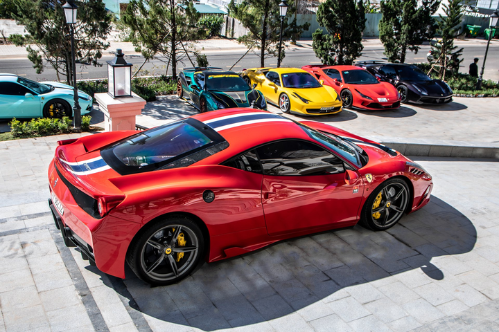 Nhiều siêu xe tham dự hành trình đầu tiên của năm 2022 - 7