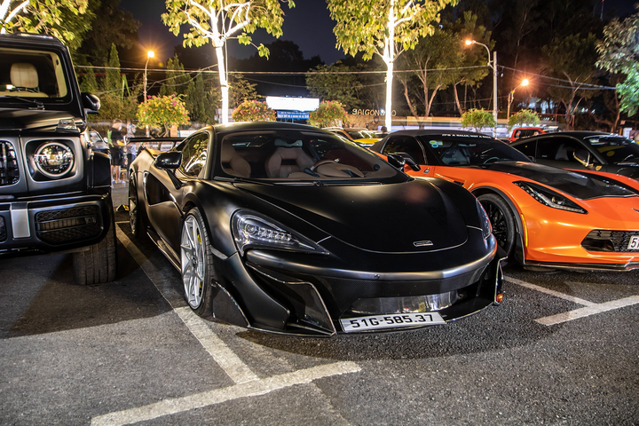 Nhiều siêu xe tham dự hành trình đầu tiên của năm 2022 - 16