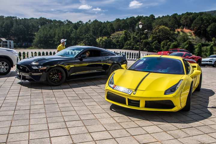 Nhiều siêu xe tham dự hành trình đầu tiên của năm 2022 - 31