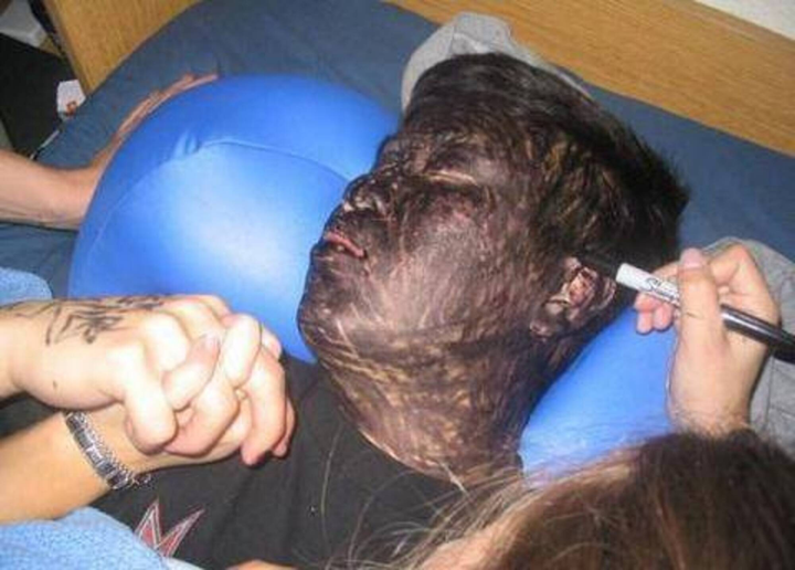 Giật mình với cảnh hậu ăn nhậu của 'chúa tể say xỉn', tỉnh dậy chỉ muốn độn thổ - 12