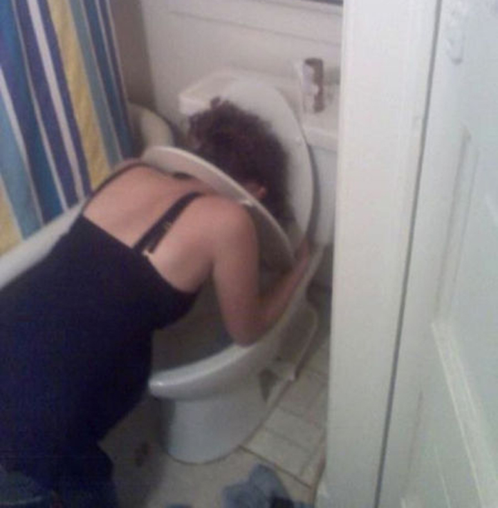 Giật mình với cảnh hậu ăn nhậu của 'chúa tể say xỉn', tỉnh dậy chỉ muốn độn thổ - 3