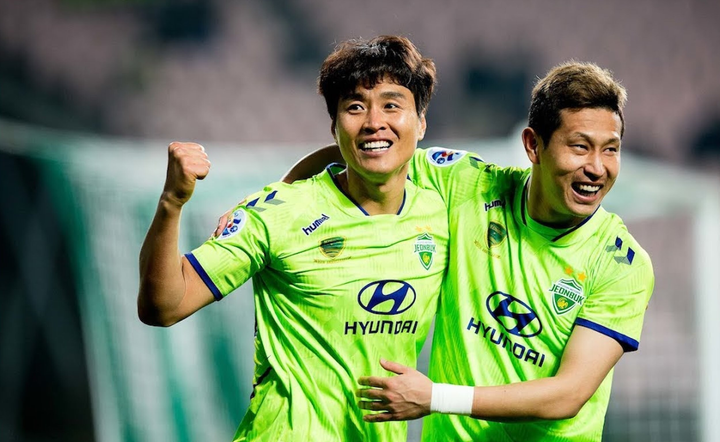 Vào bảng khó nhất AFC Champions League, HAGL thách thức người khổng lồ châu Á - 2